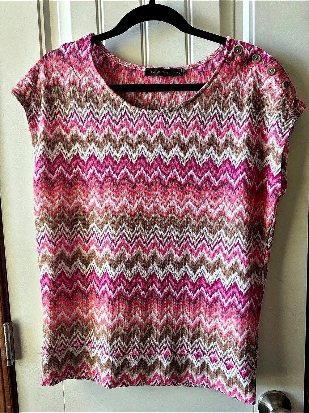 The Limited Geometric Short Sleeve Top in Pink & Brown Size Medium Like